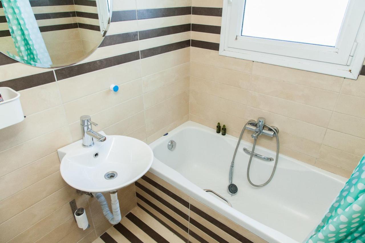 דירות אתונה Bright Apt. With Lovely View In Lycabettus! מראה חיצוני תמונה